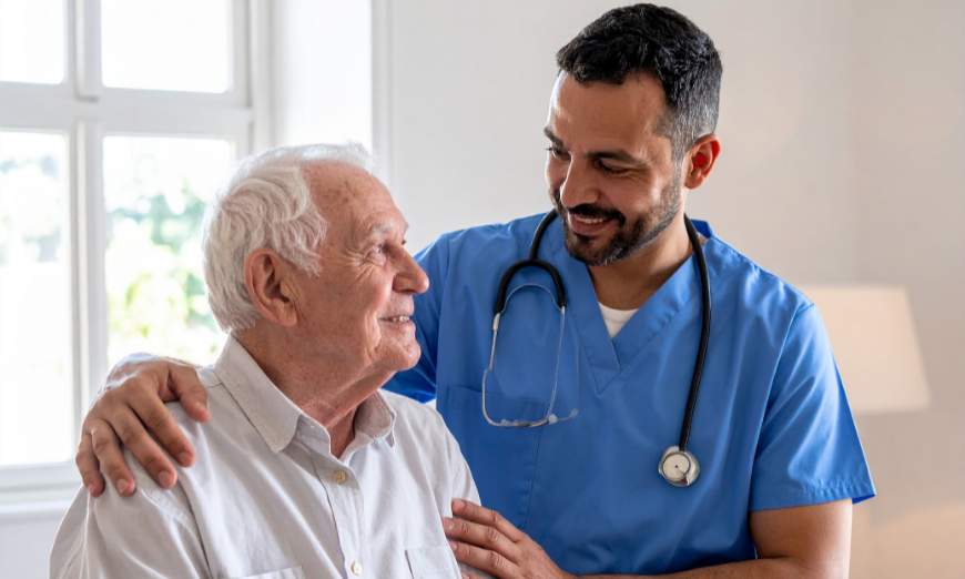 ¿Qué Hace un Auxiliar de Enfermería? Su Rol en el Cuidado de la Salud.